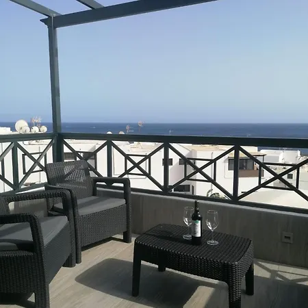 Alyce Apartment Tías